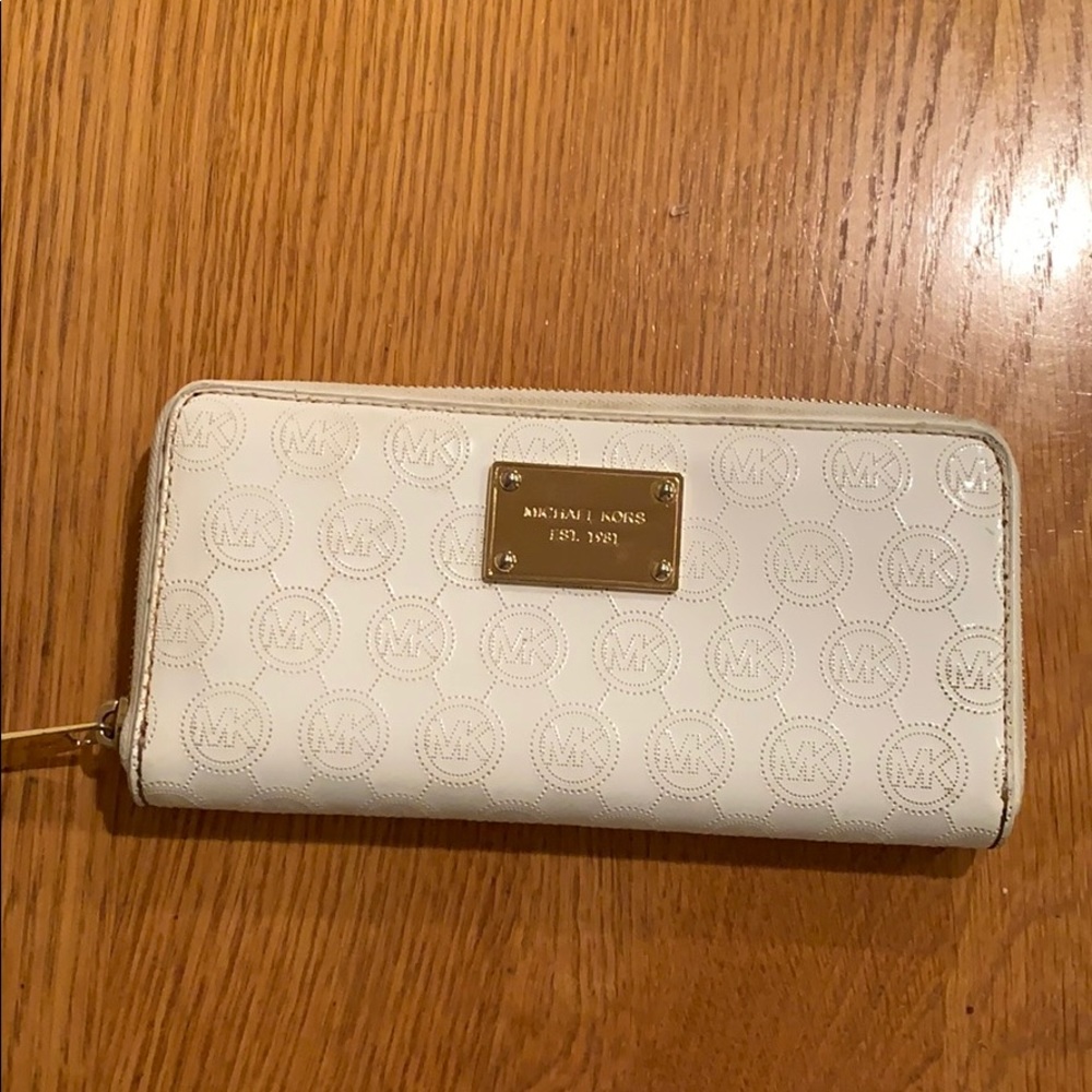 Michael Kors wallet